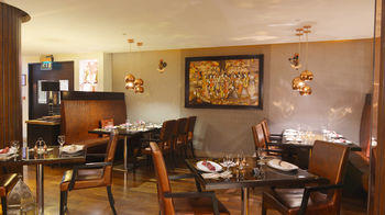 Crowne Plaza Kuwait Al Thuraya City by IHG 5*