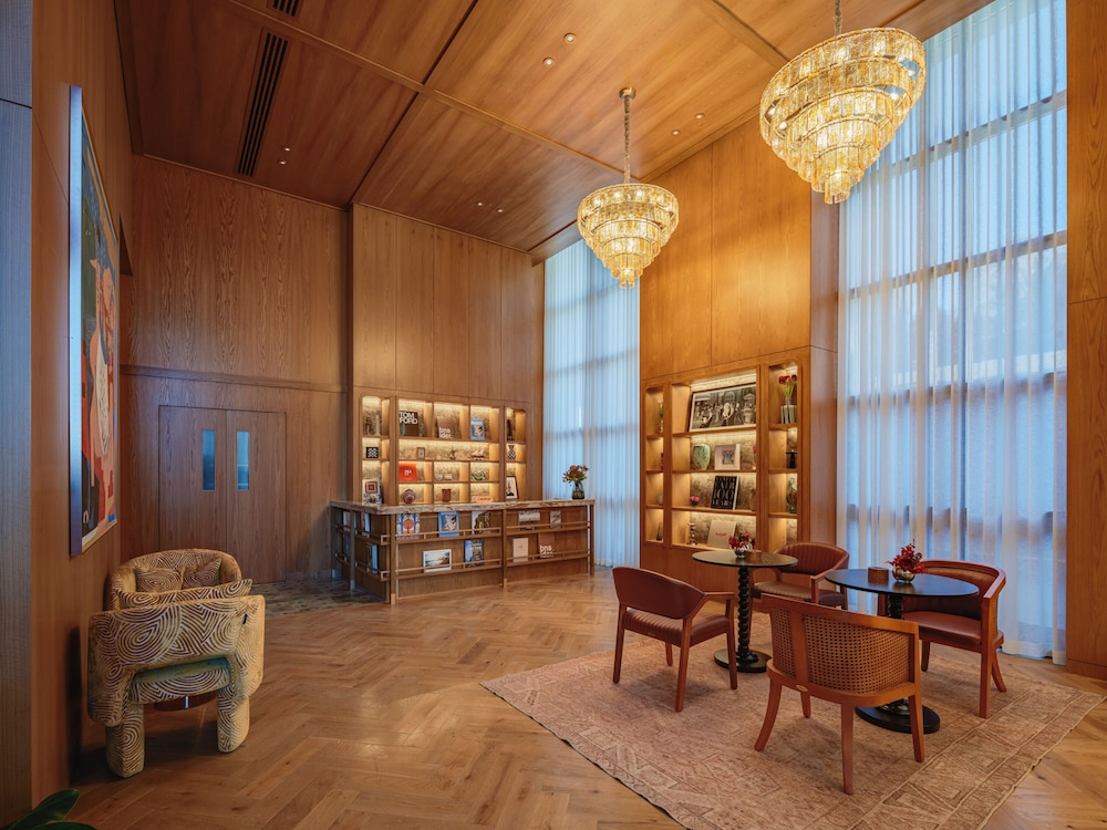 One Sharq Boutique Hotel 4*