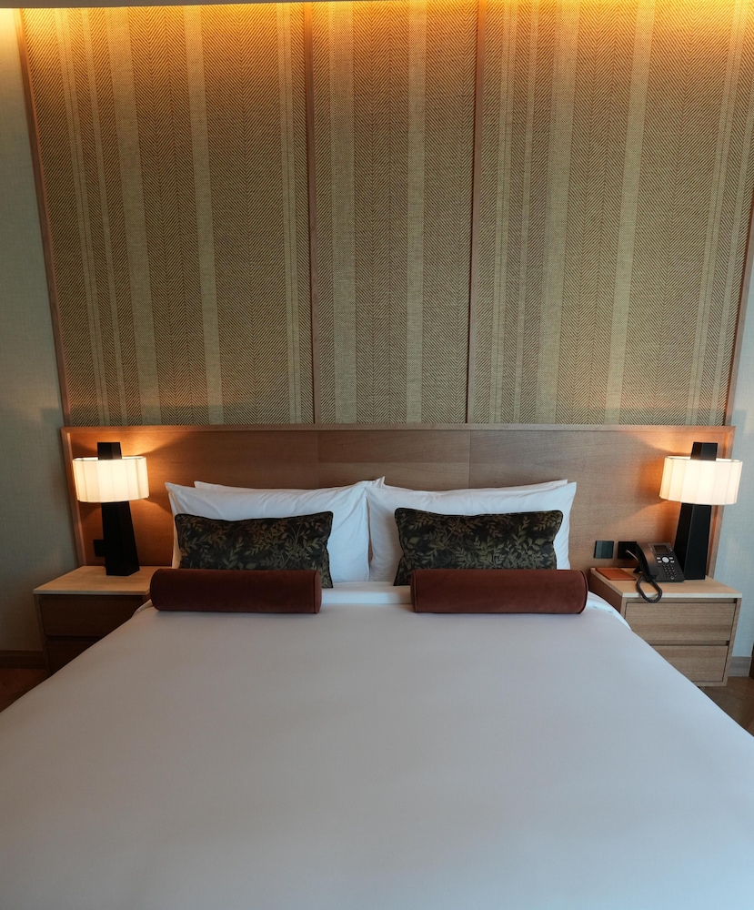 One Sharq Boutique Hotel 4*