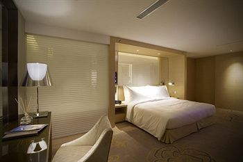 Million Dragon Hotel (Formerly 