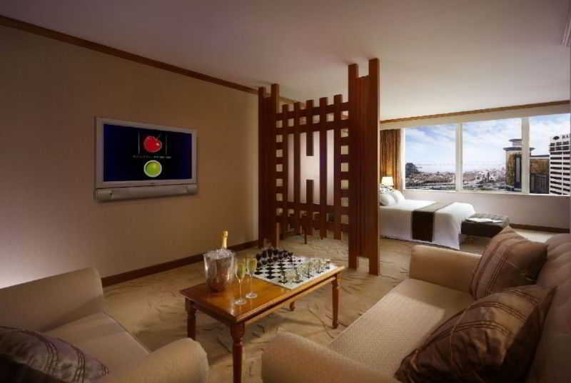 Waldo Hotel Macao 3*