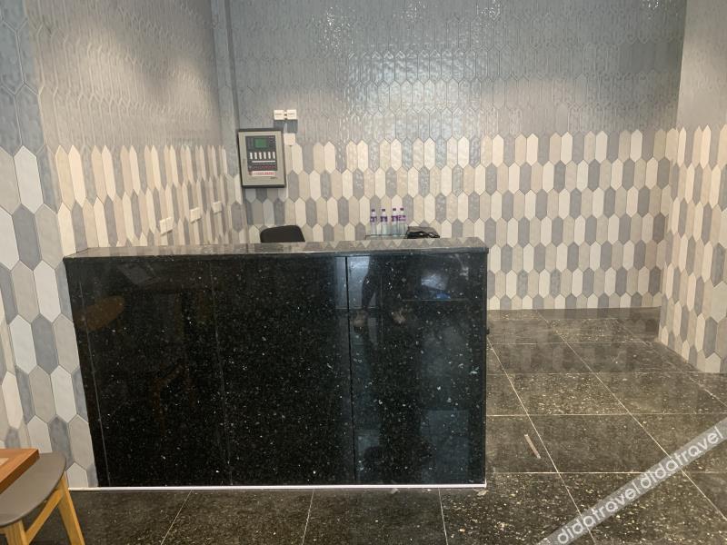 PENSAO ELEGANTE (BARRA) 2*