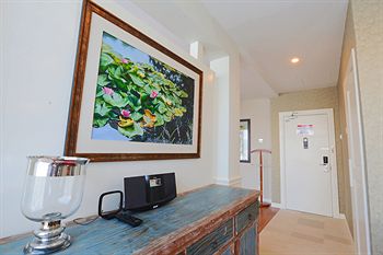 Sojourn Spa Hotel Melaka 4*