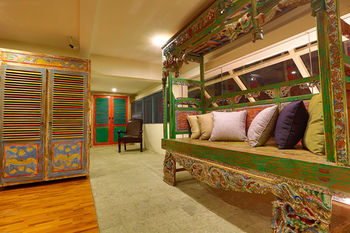 Sojourn Spa Hotel Melaka 4*