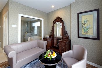 Sojourn Spa Hotel Melaka 4*