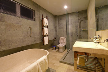 Sojourn Spa Hotel Melaka 4*