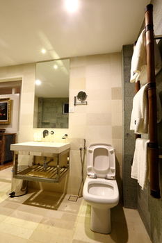 Sojourn Spa Hotel Melaka 4*