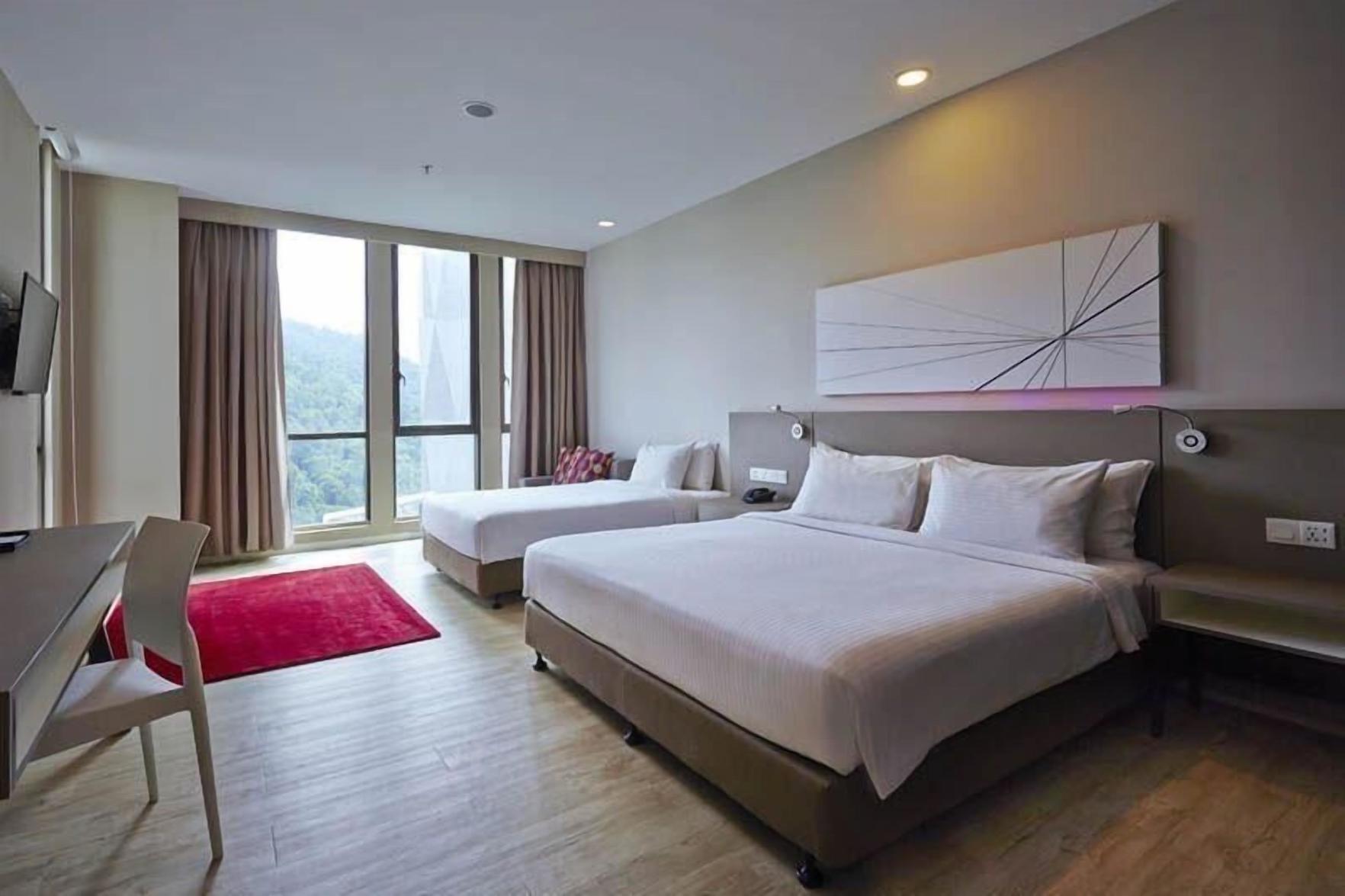 QQ Hotel Rooms Damansara Perdana 2*