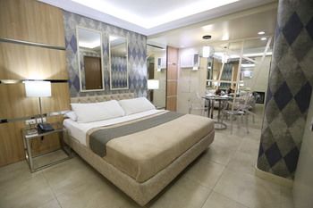 Victoria Court Hillcrest - Pasig 2*
