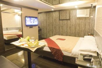 Victoria Court Las Pinas 3*