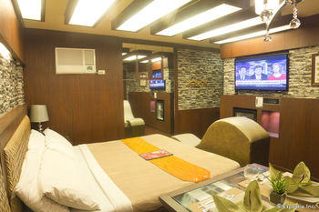 Victoria Court Las Pinas 3*