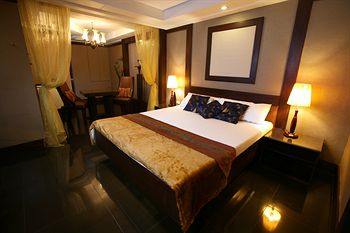 Victoria Court Suites - Pasig 3*