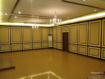Vacation Hotel Cebu 3*