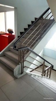 Lorenzzo Suites Hotel 2*