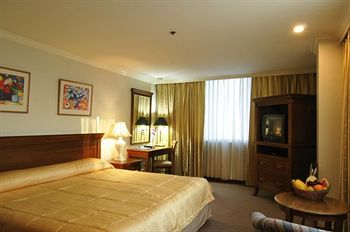 Tiara Oriental Hotel Makati powered by Cocotel 3*
