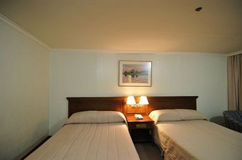 Tiara Oriental Hotel Makati powered by Cocotel 3*