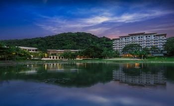 Pico Sands Hotel 5*