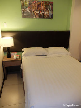 Apollonia Royale Hotel 3*