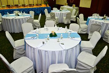 Real Family Hotel (formerly Days Hotel Batangas) 3*