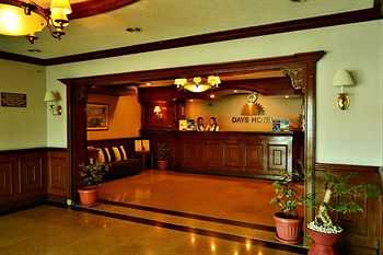 Real Family Hotel (formerly Days Hotel Batangas) 3*