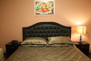 Prism Hotel 3*