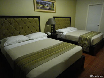 Prism Hotel 3*