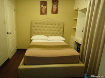 Prism Hotel 3*