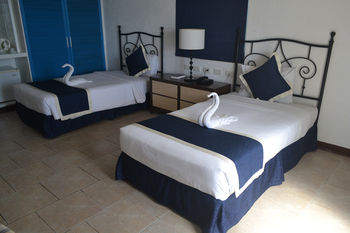 Estancia Resort Hotel 3*