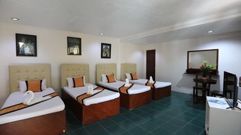 Loreland Farm Resort 3*