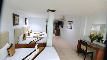 Loreland Farm Resort 3*