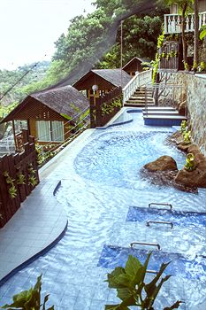 Loreland Farm Resort 3*