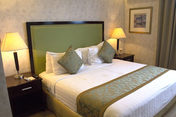 Azzurro Hotel 3*