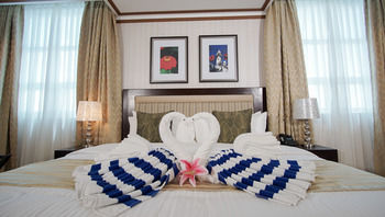 Azzurro Hotel 3*