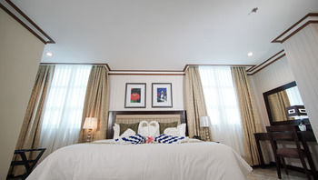 Azzurro Hotel 3*