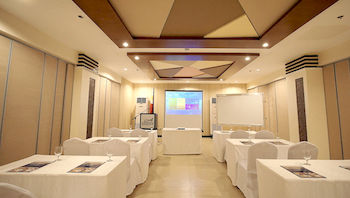 Azzurro Hotel 3*