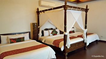 Cintai - Coritos Garden Hotel 4*