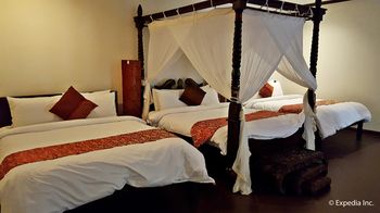 Cintai - Coritos Garden Hotel 4*