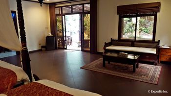 Cintai - Coritos Garden Hotel 4*