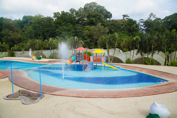 Forest Crest Nature Hotel and Resort 3*