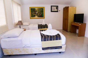 Forest Crest Nature Hotel and Resort 3*