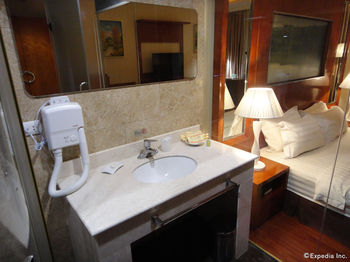 Sunlight Hotel Puerto Princesa 3*