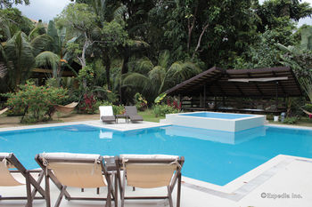 La Natura Resort 3*