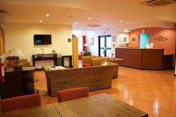Microtel by Wyndham Eagle Ridge 3*