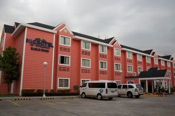 Microtel by Wyndham Eagle Ridge 3*