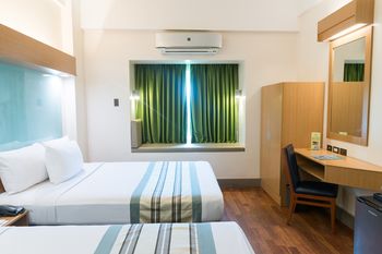 Microtel by Wyndham South Forbes near Nuvali 3*