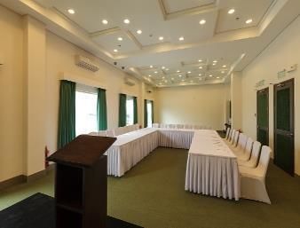 Microtel by Wyndham South Forbes near Nuvali 3*