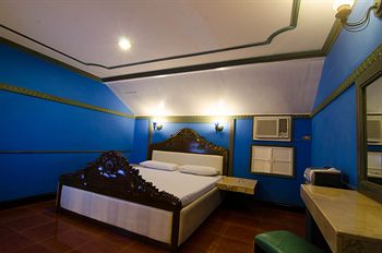Victoria Court San Fernando - Pampanga 3*