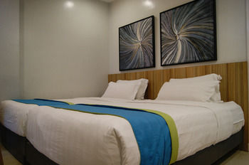 Zpad Residences 2*