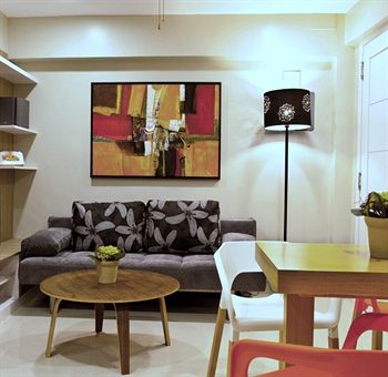 Zpad Residences 2*