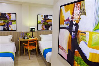 Zpad Residences 2*